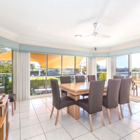 Spacious Canal Home! Banksia Beach Exterior foto