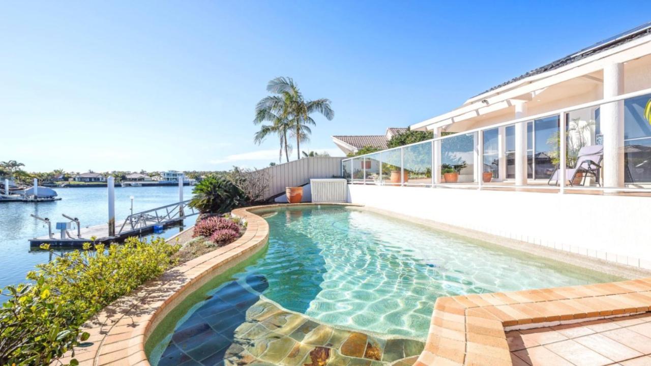 Spacious Canal Home! Banksia Beach Exterior foto